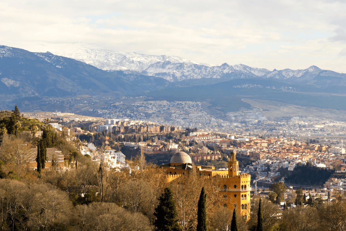 Humedad y muebles guardados. Cómo evitar el moho en el clima de Granada 4 Humedad y muebles guardados. Cómo evitar el moho en el clima de Granada